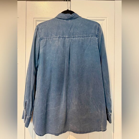 OLD NAVY Distressed Blue "Boyfriend" Button-Down - Picture 2 of 6